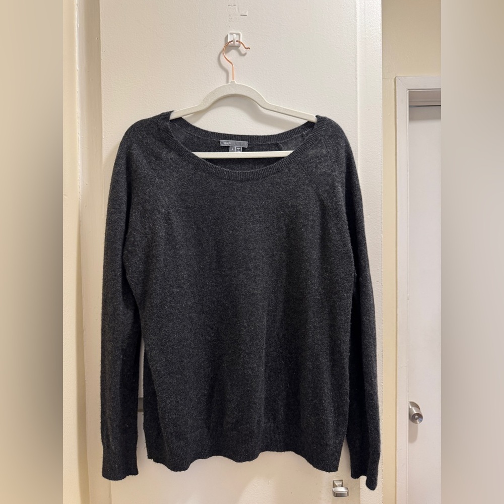 Vince 100% Cashmere Sweater | Size: L